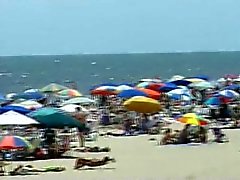 Strand vrienden houden bareback neuken .