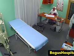 Cheating patient seduce doc to eat pussy