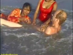orgia di sesso indiano sulla spiaggia