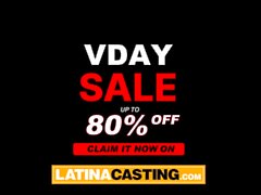 Latina Casting - Le modèle de webcam rousse épicé sait