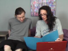 Stepmom tutor n fuck before going off to college