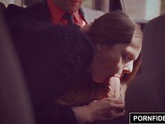 PORNFIDELITY Stella Cox osoittaa pois hänen käyrät Julkinen