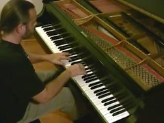 Excelente momentoen från pianista