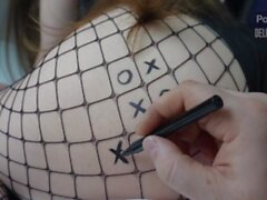 verlor ihre Muschi in Tic-Tac-Toe. Sperma innen - Deluxe_bitch