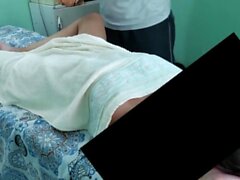 Hot Mature Wife Moglie sensuale Massaggio filmato da HUBBY Spycam