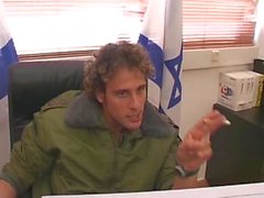 Las chicas del ejército israelí follan sexo (2010) 700mb DVDRip