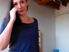 Mollige Brünette große Brüste Dildo Masturbation