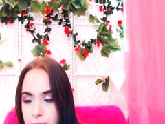 Brunette Beauty Romantic Sexual Cam Show