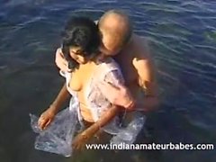 Indian Amateur Babe Von Goa Von Traveller Am Strand Gefickt