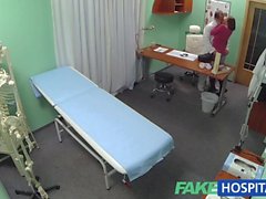 FakeHospital Docteur décide sexe est les meilleures