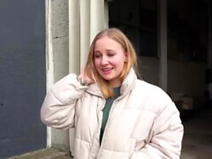 Saksalainen partiolainen - saksalainen Pawg -tyttö ruiskuttaa karkeaa vittua