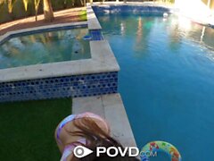 POVD superbe piscine Wet Pussy Tremper Fucked