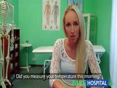 FakeHospital русый баб головной боли отверждают крана и ее впрыскивая мокрые киски