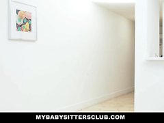 MyBabySittersClub - Barnvakt lurade mig att Fucking