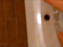 Spionaggio mia madre di diteggiatura in bagno